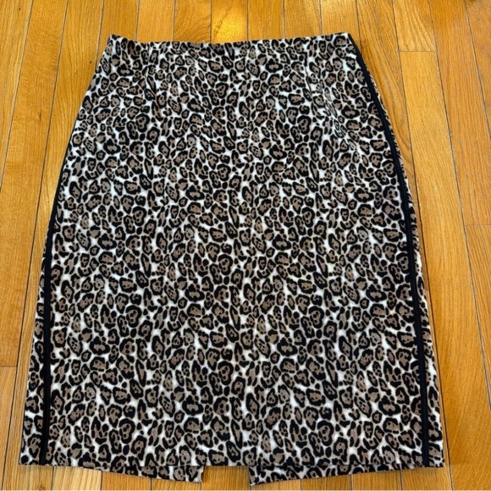 White House Black Market Leopard Animal Print Straight Pencil Skirt Size 6